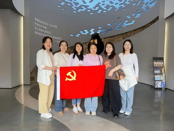 5.22行走的党课-苏州河活动照片(1) - 官网